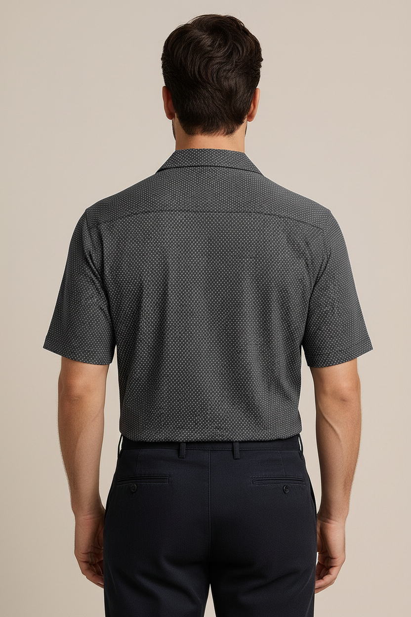 Men’s Short-Sleeve Dark Grey Printed Cuban Collar Shirt – Lightweight Casual Button-Up for Summer & Smart-Casual Wear