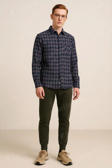 Men’s Long-Sleeve Navy Plaid Button-Up Shirt – Casual Classic Fit with Chest Pocket