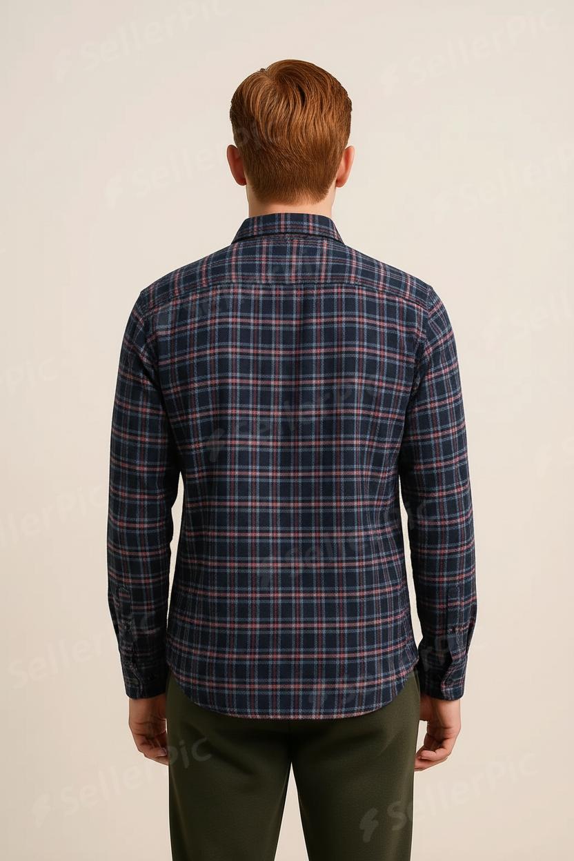 Men’s Long-Sleeve Navy Plaid Button-Up Shirt – Casual Classic Fit with Chest Pocket